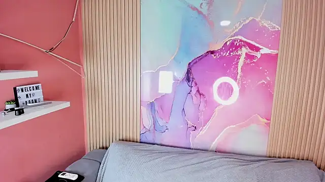 NhoanBrunette online show from December 3, 12:58 pm