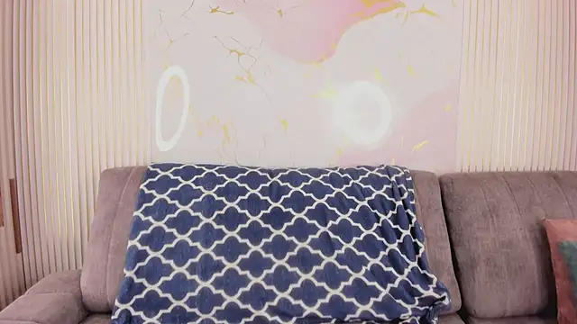 NhoanBrunette online show from March 3, 1:39 pm