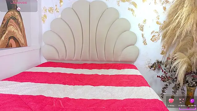 Snapshot of HellemMonet chatting on November 22, 8:52 pm HellemMonet online show from November 22, 8:52 pm