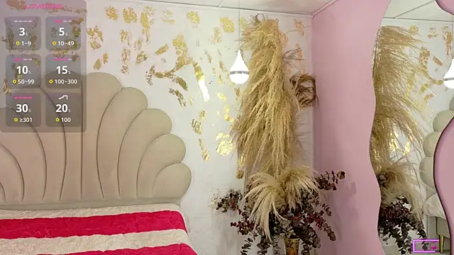 Snapshot of HellemMonet chatting on November 28, 7:49 pm HellemMonet online show from November 28, 7:49 pm