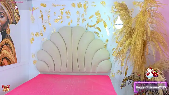 Snapshot of HellemMonet chatting on December 14, 6:45 pm HellemMonet online show from December 14, 6:45 pm