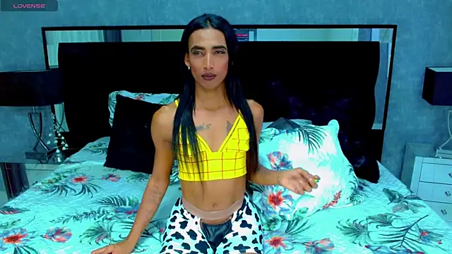 chairahot2 online show from November 9, 3:49 am