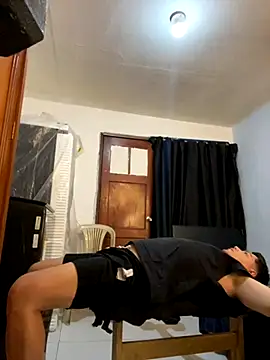 Snapshot of MasonHeat chatting on December 3, 11:03 pm MasonHeat online show from December 3, 11:03 pm