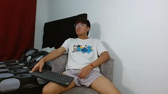 isak lane online show from October 30, 2:02 am