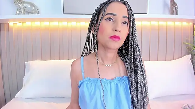 violett rabbit  online show from November 7, 9:04 pm