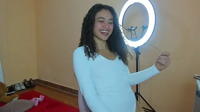 Keniia rizz online show from March 27, 7:02 pm