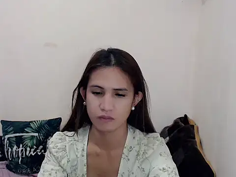 Snapshot of prettysam9 chatting on December 19, 10:00 am prettysam9 online show from December 19, 10:00 am