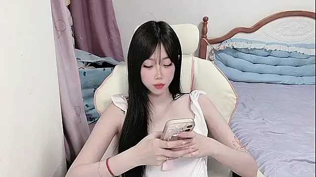 Snapshot of Vivian-88 chatting on May 13, 5:38 am Vivian-88 online show from May 13, 5:38 am