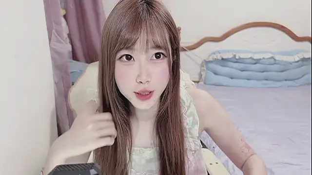 Vivian-88 online show from July 28, 4:39 pm