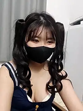 Snapshot of Puppet- chatting on October 29, 6:31 pm Puppet- online show from October 29, 6:31 pm