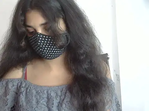 Cutie Sonam online show from April 4, 1:59 am