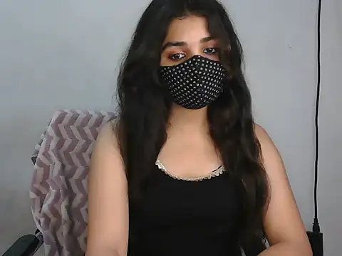 Cutie Sonam online show from April 18, 1:26 pm