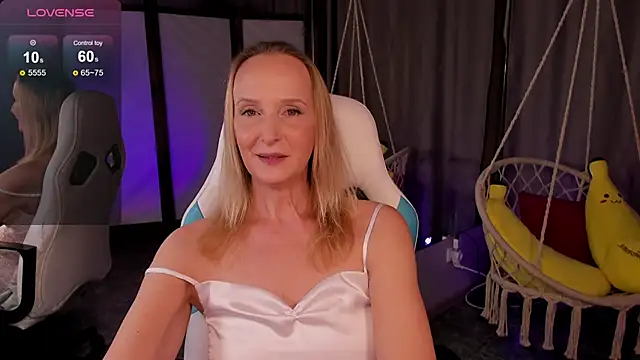 ScarlettPalmer online show from February 21, 10:05 am