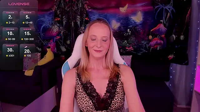 ScarlettPalmer online show from April 5, 12:02 pm