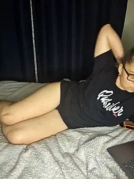 lilMissMarli online show from November 4, 9:58 pm