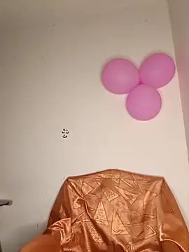 Snapshot of leona_sumiza chatting on November 22, 11:53 am leona sumiza online show from November 22, 11:53 am