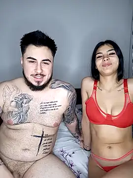 Snapshot of Tdm092 chatting on February 19, 1:51 pm Tdm092 online show from February 19, 1:51 pm