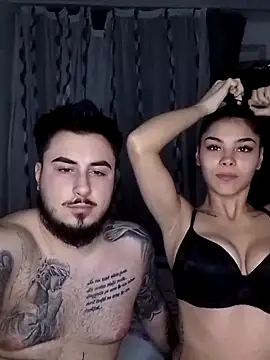 Snapshot of Tdm092 chatting on February 25, 9:57 pm Tdm092 online show from February 25, 9:57 pm