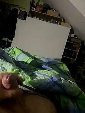 Ilovemilf1 online show from November 17, 9:42 pm