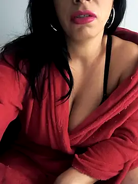 paularois online show from November 23, 3:39 am