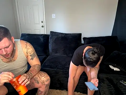 thepornplugz online show from December 19, 6:48 pm