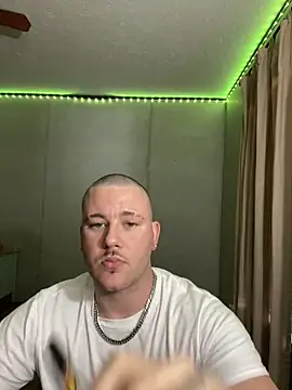 thepornplugz online show from February 21, 8:10 pm