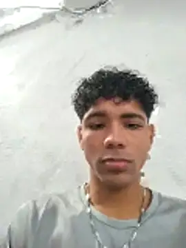 Alex Sweeting online show from March 19, 4:22 pm