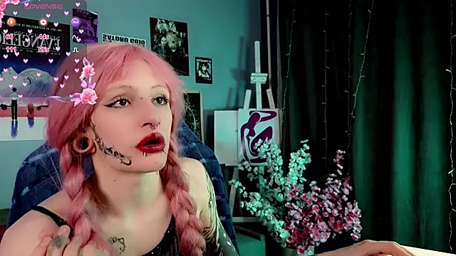 karkadeshk online show from April 21, 4:45 pm