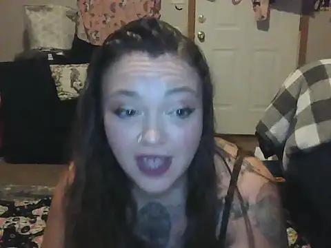 Snapshot of BartenderSteph chatting on October 27, 8:57 pm BartenderSteph online show from October 27, 8:57 pm