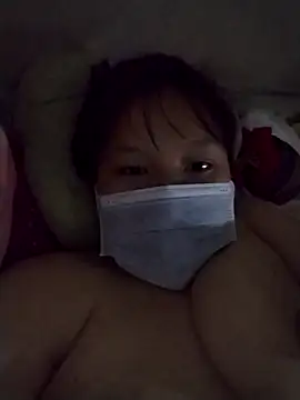 nana-hana online show from November 4, 3:11 pm