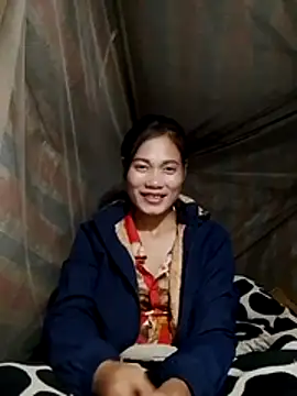 Snapshot of doggy-00 chatting on November 24, 12:27 pm doggy-00 online show from November 24, 12:27 pm