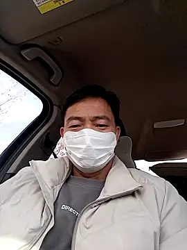 Snapshot of yin19801100 chatting on November 18, 3:34 am yin19801100 online show from November 18, 3:34 am