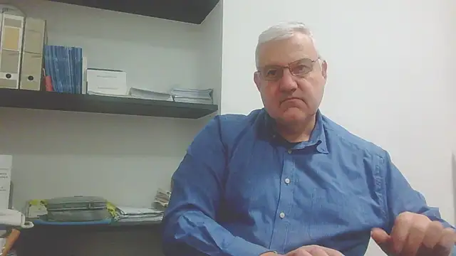 Snapshot of Diegoriv71 chatting on January 12, 7:35 am Diegoriv71 online show from January 12, 7:35 am