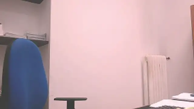 Snapshot of Diegoriv71 chatting on February 4, 2:45 pm Diegoriv71 online show from February 4, 2:45 pm