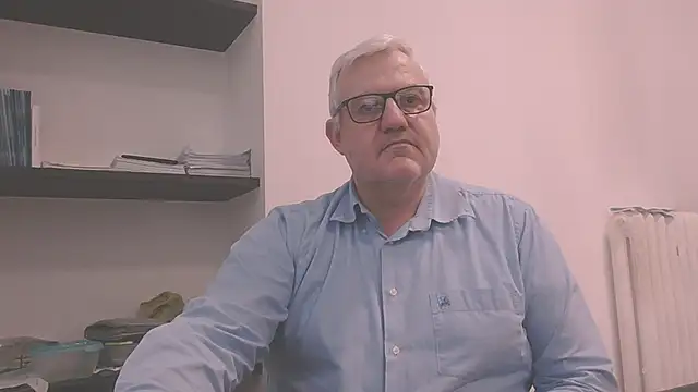 Snapshot of Diegoriv71 chatting on February 17, 3:08 pm Diegoriv71 online show from February 17, 3:08 pm