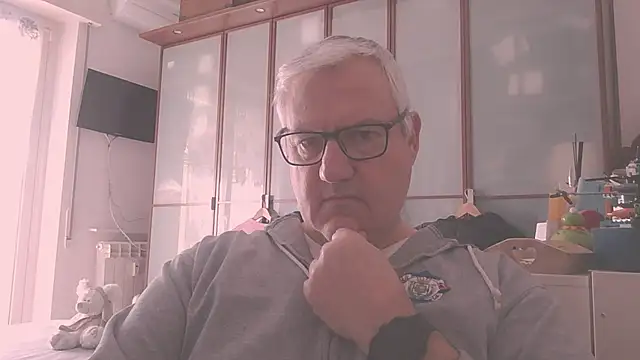 Snapshot of Diegoriv71 chatting on February 20, 10:05 am Diegoriv71 online show from February 20, 10:05 am