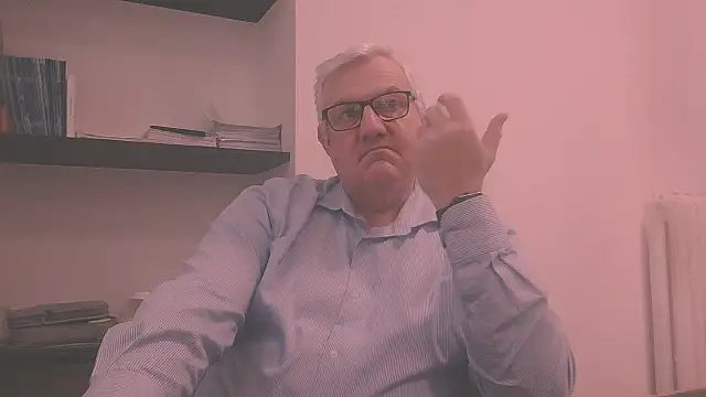 Snapshot of Diegoriv71 chatting on February 23, 2:47 pm Diegoriv71 online show from February 23, 2:47 pm