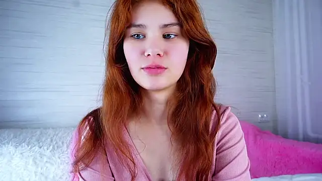 YettaCalabria online show from March 4, 12:11 pm