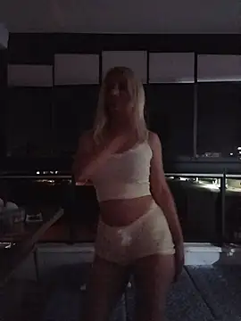 Sweet xxBuse online show from August 1, 9:46 pm