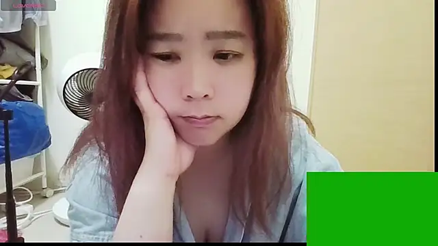 kim1010holiday online show from March 5, 6:37 pm