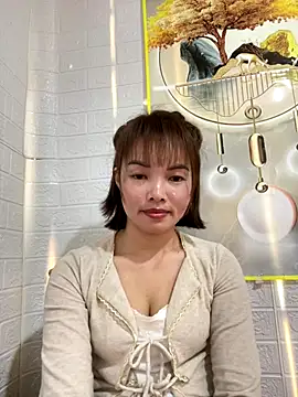 Snapshot of Night_owl111 chatting on December 15, 8:29 am Night owl111 online show from December 15, 8:29 am