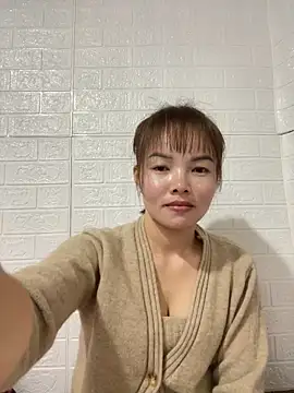 Snapshot of Night_owl111 chatting on December 17, 9:26 am Night owl111 online show from December 17, 9:26 am