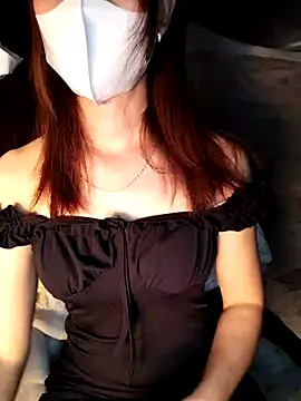 Snapshot of Em_xinh01 chatting on February 6, 5:12 am Em xinh01 online show from February 6, 5:12 am