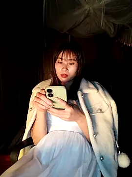 Snapshot of Em_xinh01 chatting on February 7, 5:38 pm Em xinh01 online show from February 7, 5:38 pm