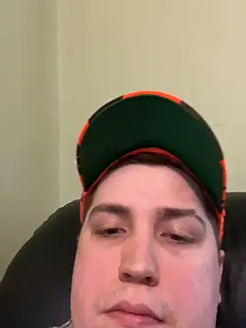 Snapshot of ryanbig chatting on May 23, 5:28 pm ryanbig online show from May 23, 5:28 pm