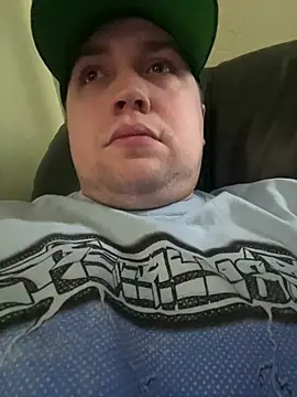 Snapshot of ryanbig chatting on June 6, 4:01 pm ryanbig online show from June 6, 4:01 pm