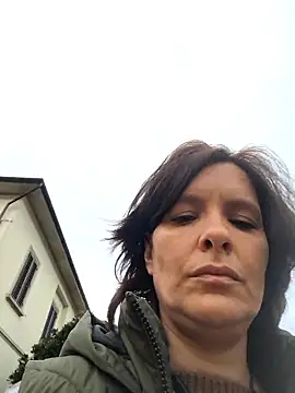 Piediniecollant online show from February 14, 7:27 am