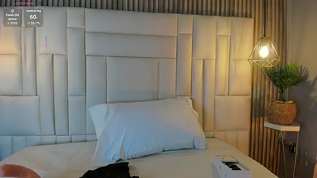 VenuzSofia online show from January 15, 10:46 pm