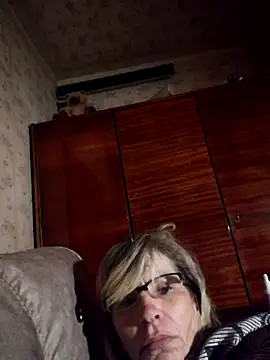 Snapshot of Georgette466 chatting on November 16, 11:32 pm Georgette466 online show from November 16, 11:32 pm