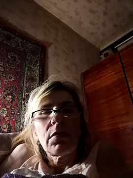 Snapshot of Georgette466 chatting on November 23, 8:08 pm Georgette466 online show from November 23, 8:08 pm